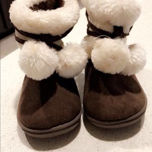 💕Cute furry boots for little girls💕